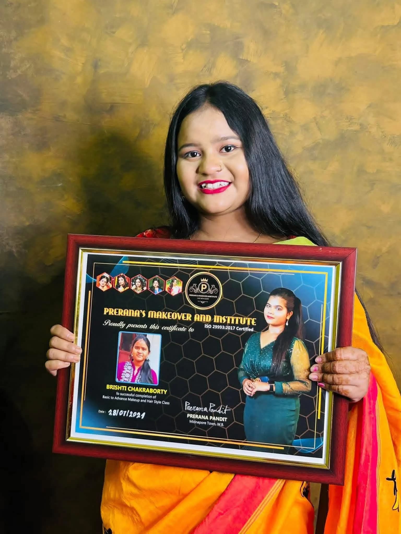 Certificate ceremony student 2